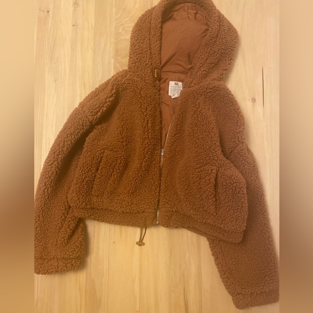 RSQ cropped Sherpa jacket zip up Size XL